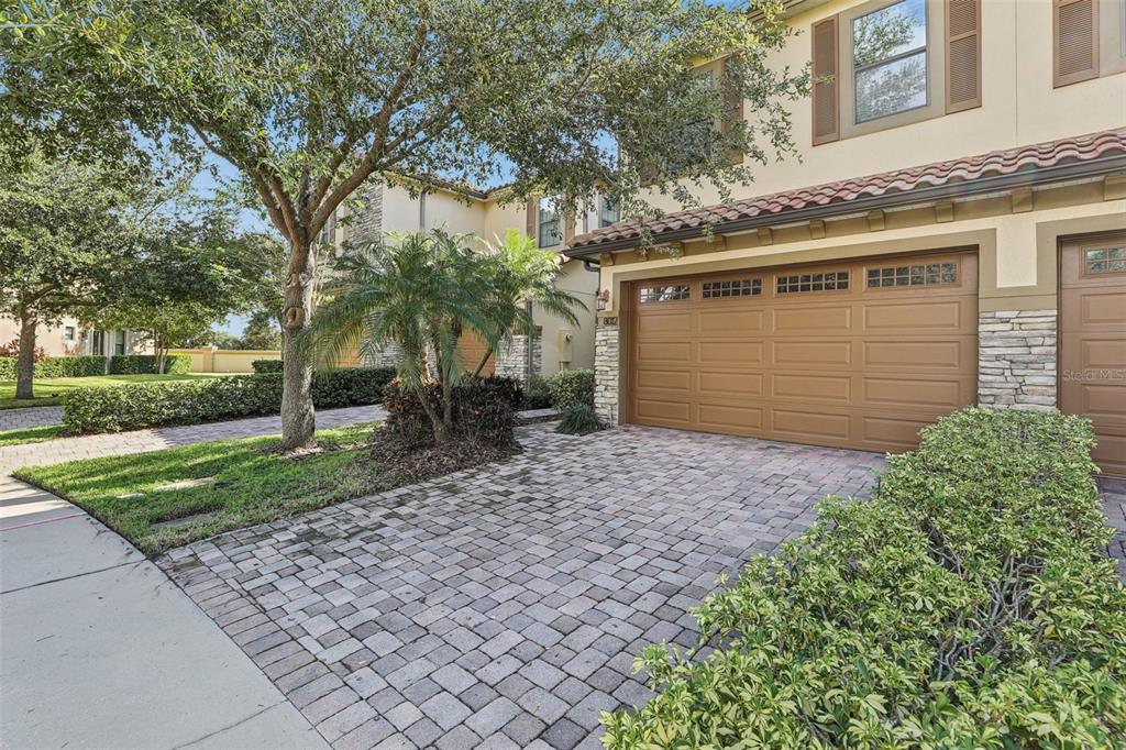 8012 PRESTBURY DRIVE