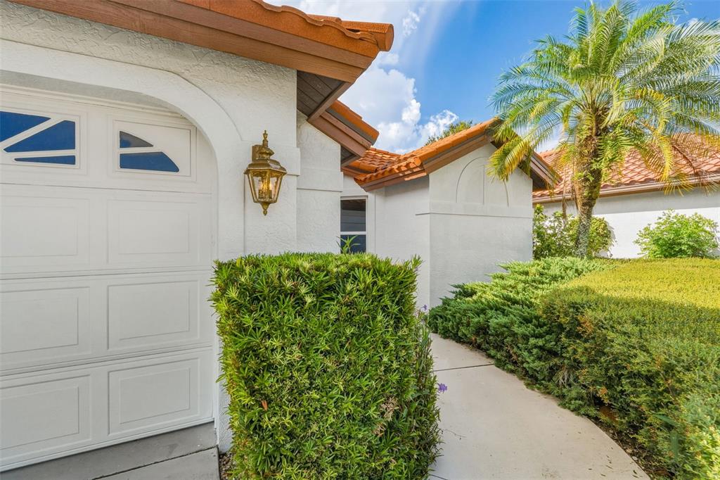 924 HARBOR TOWN DRIVE, VENICE, FL — photo 2 of 30
