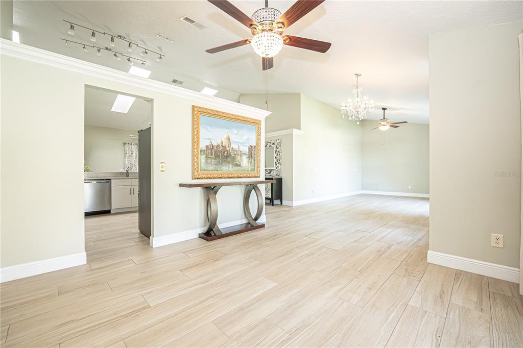12845 FORESTEDGE CIRCLE, ORLANDO, FL — photo 3 of 30