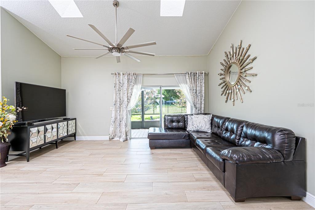 12845 FORESTEDGE CIRCLE, ORLANDO, FL — photo 4 of 30