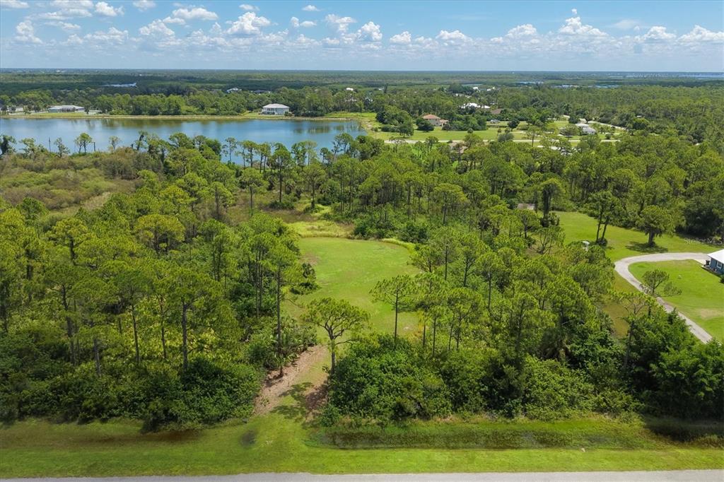 9008 FALCON COURT, VENICE, FL — photo 2 of 27