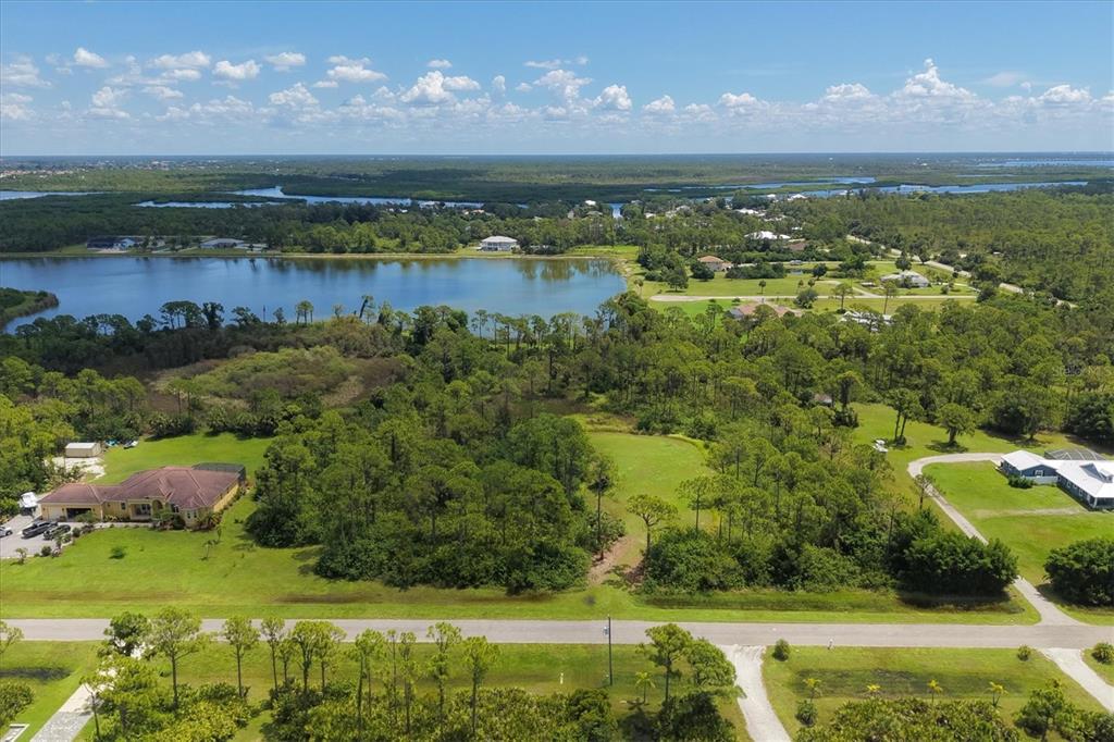 9008 FALCON COURT, VENICE, FL — photo 3 of 27
