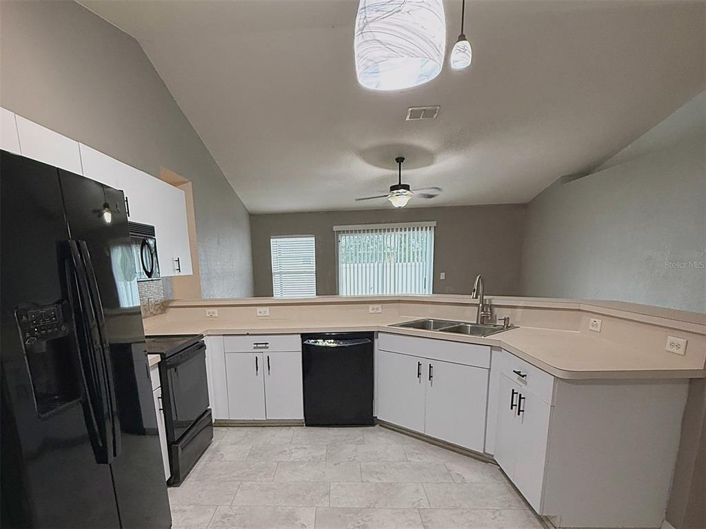 6481 NW 67TH TERRACE, OCALA, FL — photo 5 of 53