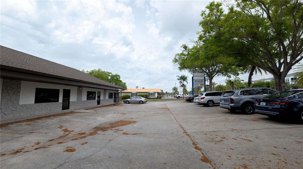 190 PATRICIA AVENUE UNIT 2