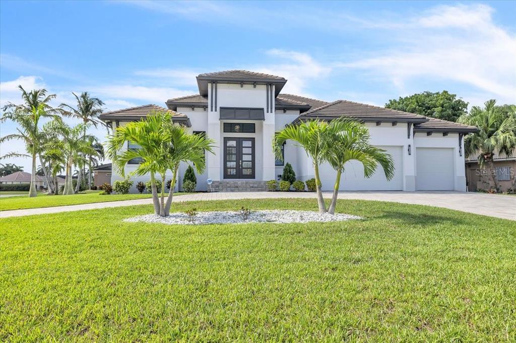 1323 PENGUIN COURT