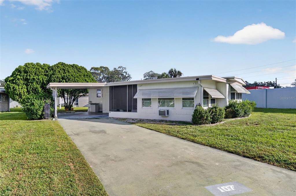 107 DIAMOND HEAD DRIVE