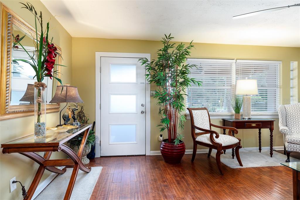 1036 DELANEY AVENUE, ORLANDO, FL — photo 4 of 31