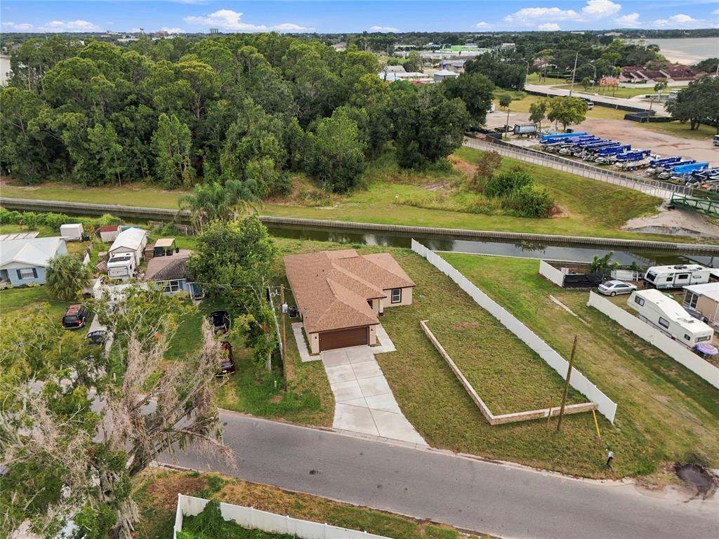 1097 CAREFREE COVE DR, WINTER HAVEN, FL — photo 4 of 50