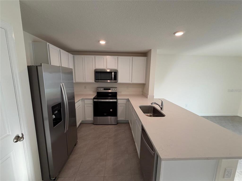 6685 SW 81ST LOOP, OCALA, FL — photo 4 of 30