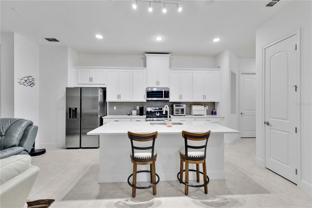 2327 DATURA LOOP, ST CLOUD, FL — photo 4 of 30