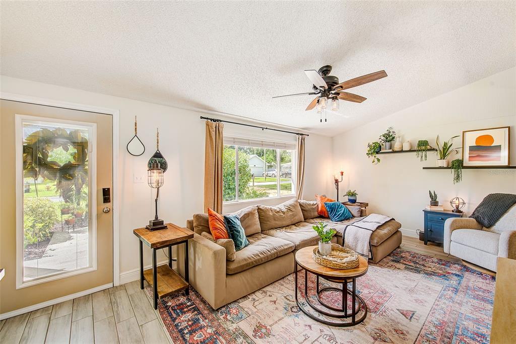 3144 JOHNS PARKWAY, CLEARWATER, FL — photo 5 of 30