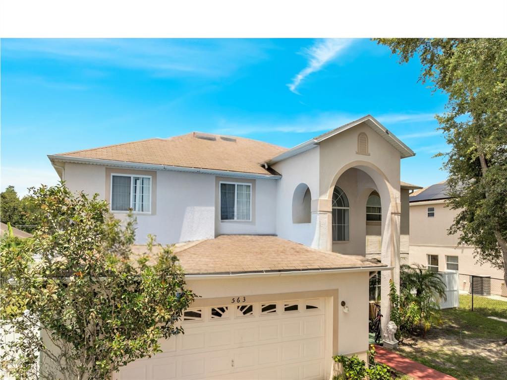563 BRISTOL CIRCLE