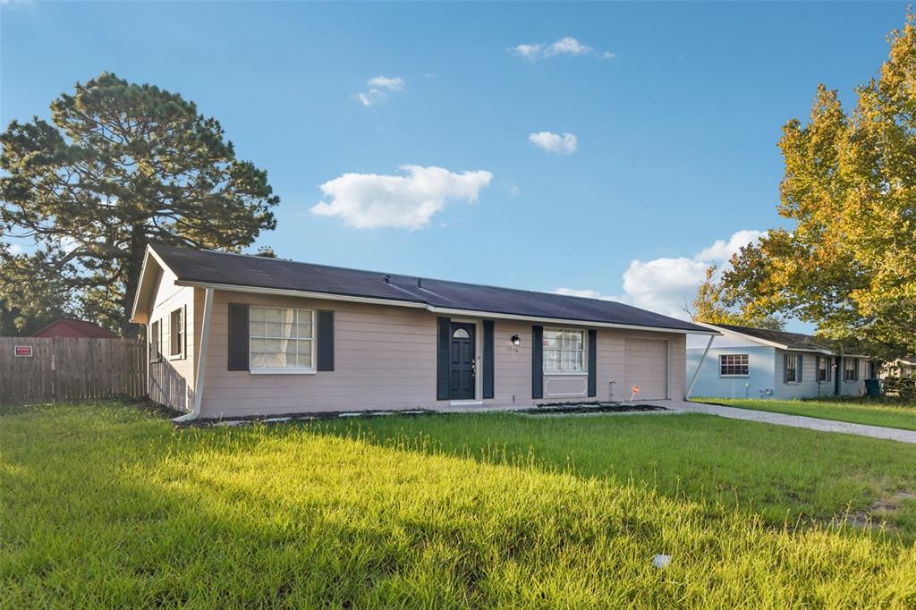 5550 MARINER BOULEVARD, SPRING HILL, FL — photo 3 of 31