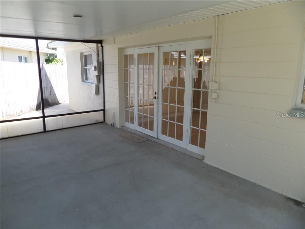 10612 108TH STREET N, LARGO, FL — photo 3 of 26
