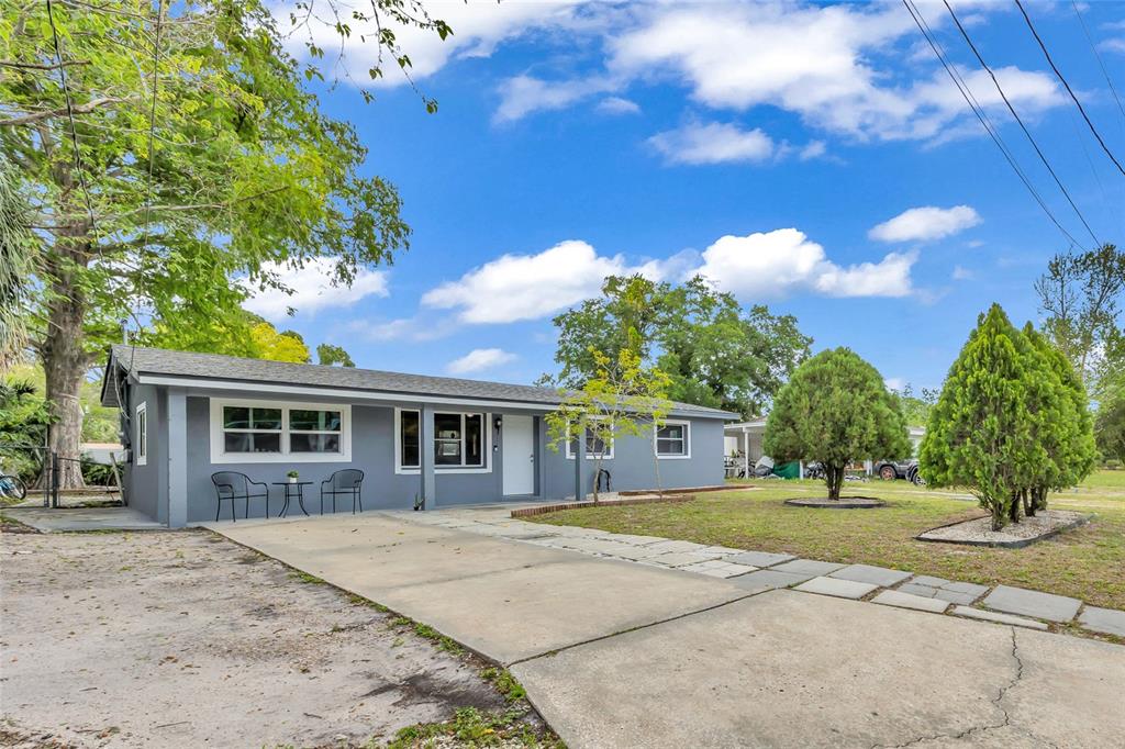 890 GOLDEN ISLE DRIVE