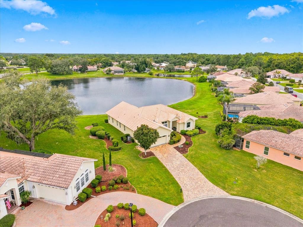 10081 GEORGETOWN COURT, WEEKI WACHEE, FL — photo 2 of 30