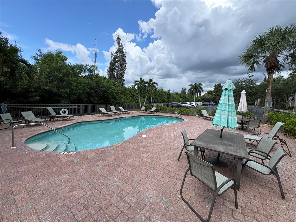 10031 LAKE COVE DRIVE UNIT 201, FORT MYERS, FL — photo 3 of 30