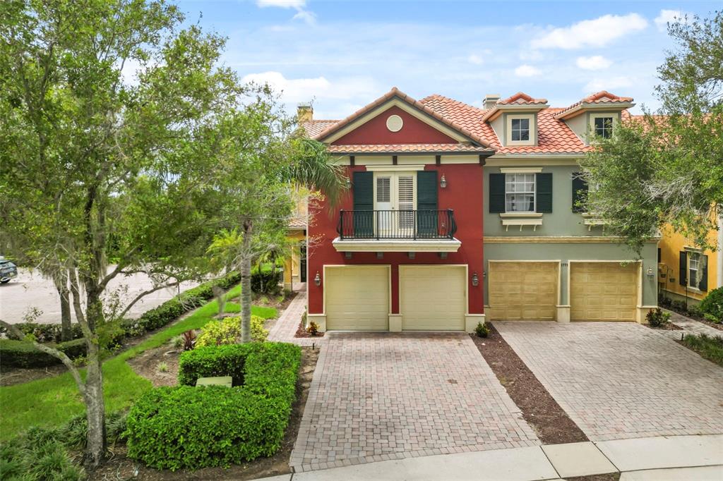 1775 LAKE SIDE AVENUE, DAVENPORT, FL — photo 2 of 30