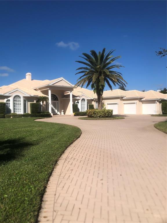 895 MACEWEN DRIVE