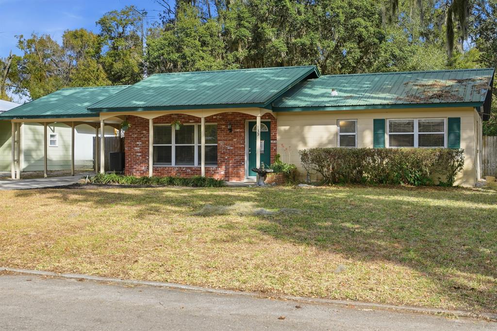133 CRESTWOOD AVENUE
