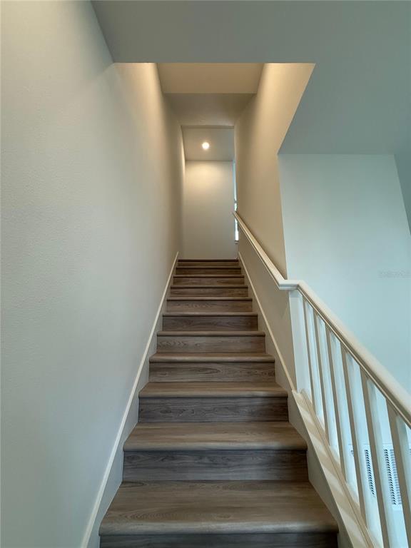 15039 GROVESIDE ROAD, WINTER GARDEN, FL — photo 4 of 41
