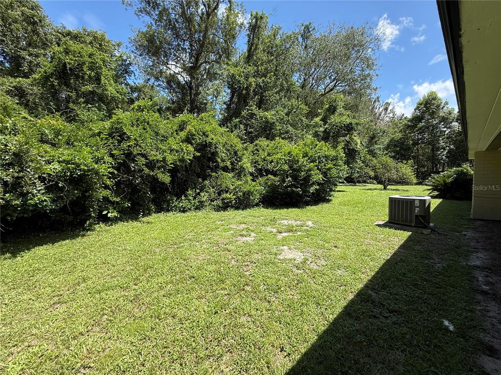 555 NW 23RD STREET, GAINESVILLE, FL — photo 5 of 25