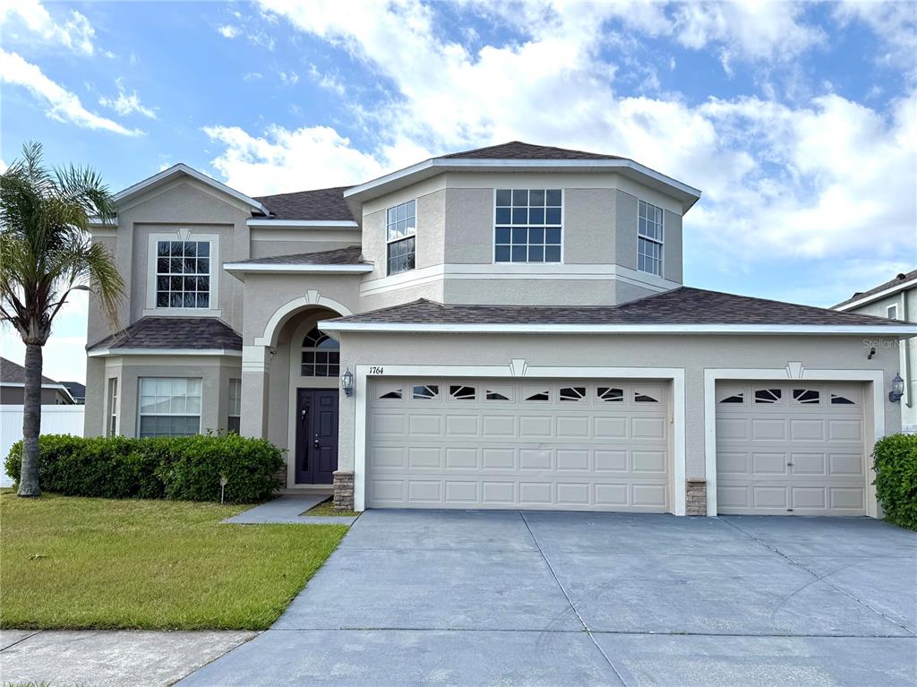 1764 ASHWORTH LOOP