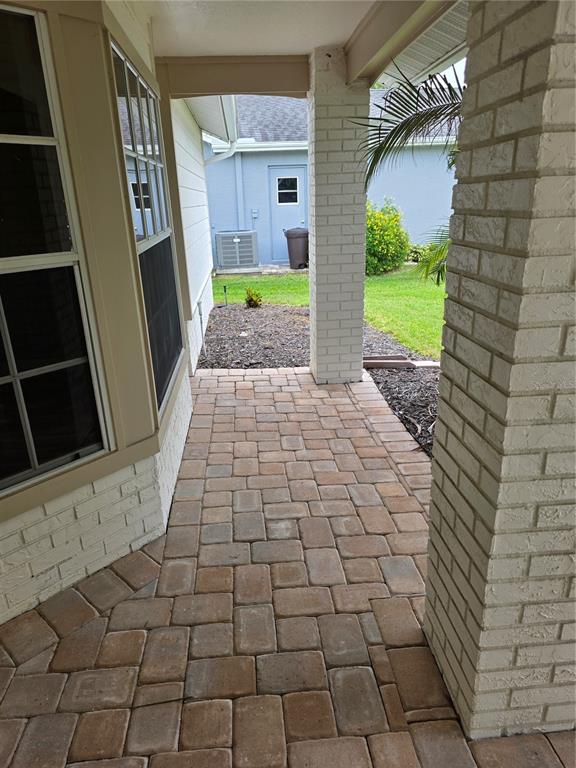 2456 DEER TRAIL LANE, SPRING HILL, FL — photo 3 of 28