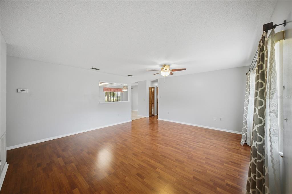 7560 SE 114TH LANE, BELLEVIEW, FL — photo 5 of 30