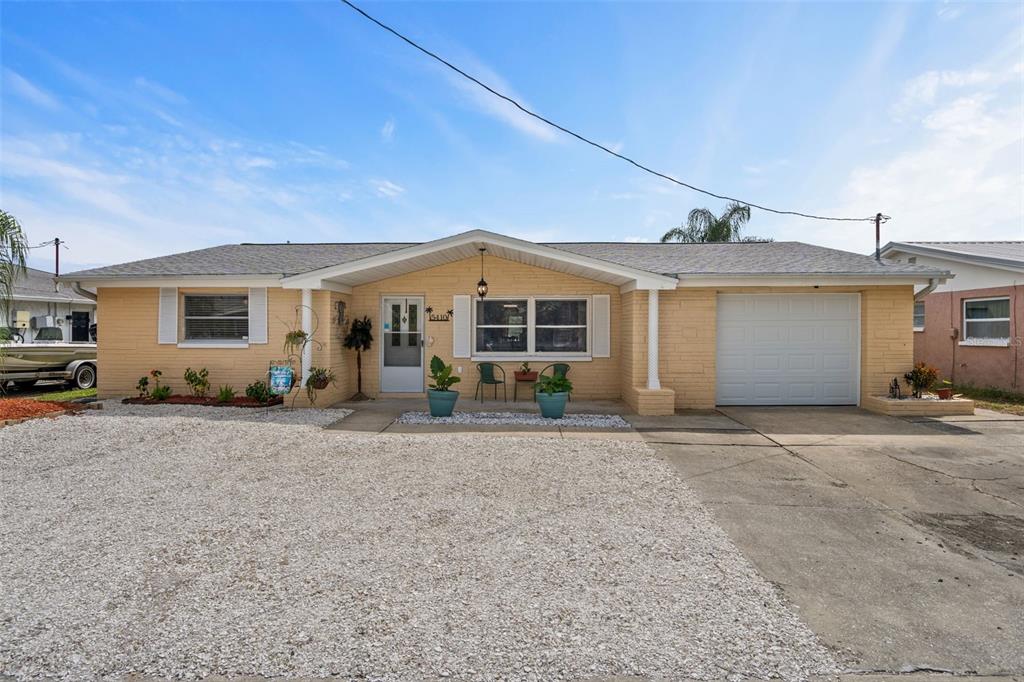 5410 FLORA AVENUE, HOLIDAY, FL — photo 2 of 55