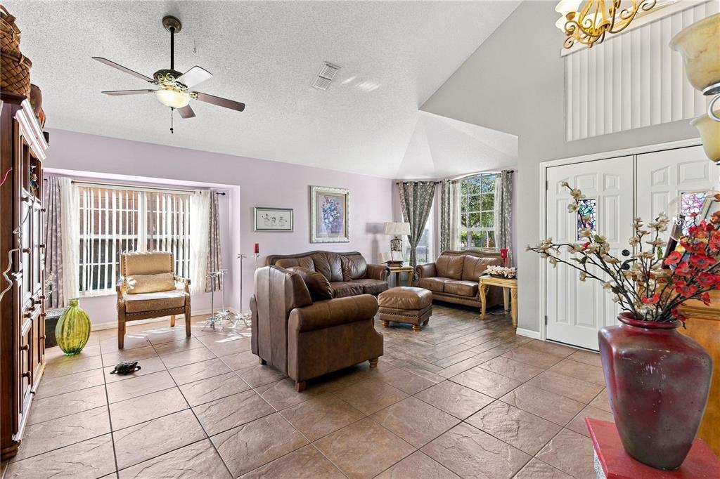 192 WESTMORELAND CIRCLE, KISSIMMEE, FL — photo 2 of 27