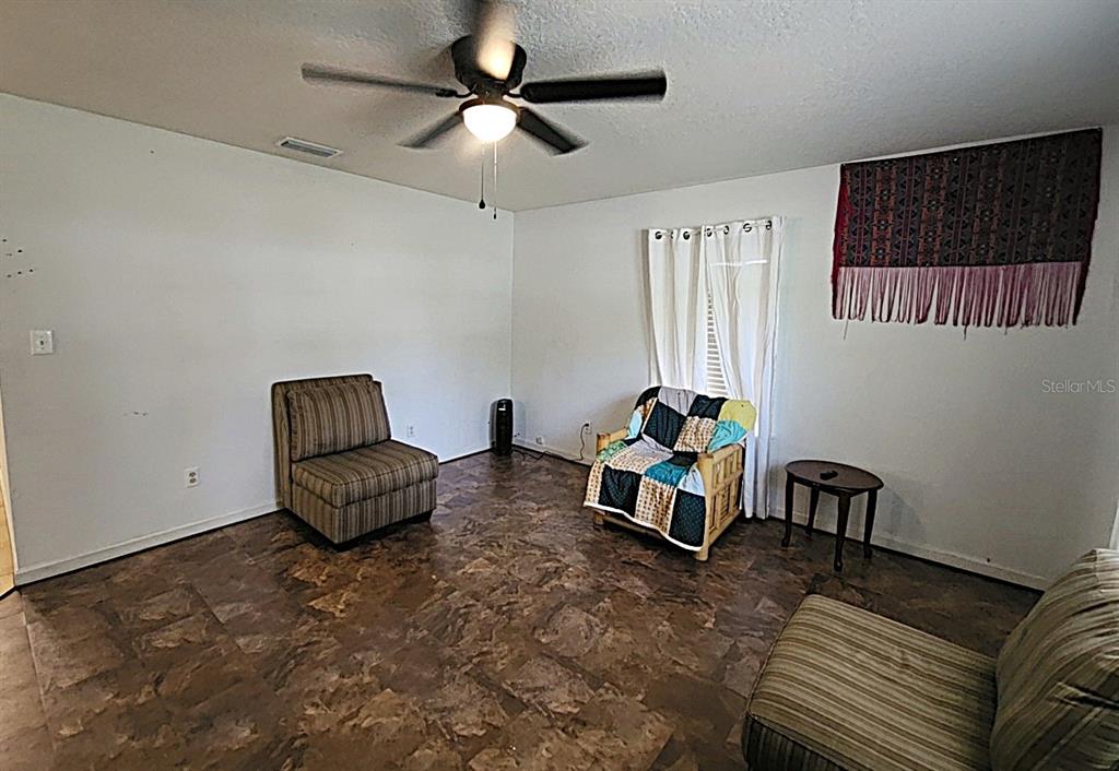 677 WARNER STREET, GROVELAND, FL — photo 3 of 13