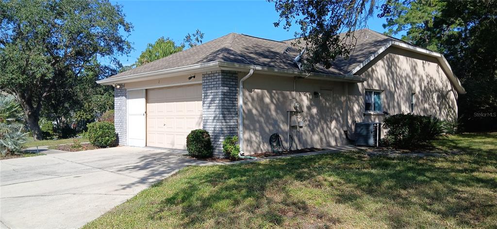 2 BLACK WILLOW COURT N, HOMOSASSA, FL — photo 4 of 30