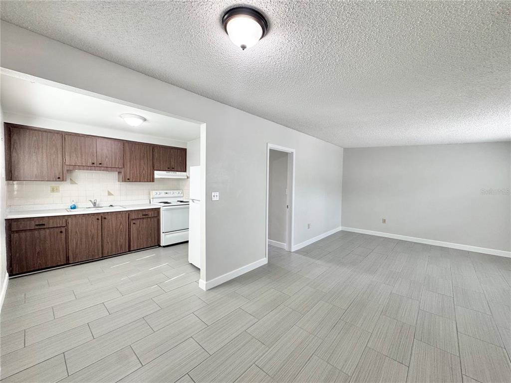 2680 TRINITY CIRCLE NW UNIT C, WINTER HAVEN, FL — photo 5 of 14