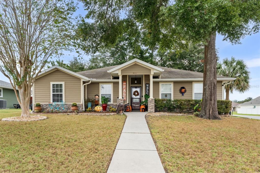 901 NW 254TH DRIVE