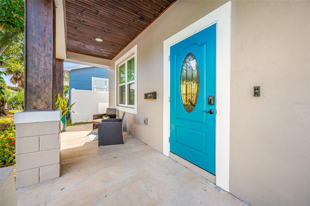 2144 43RD TERRACE N, ST PETERSBURG, FL — photo 3 of 34