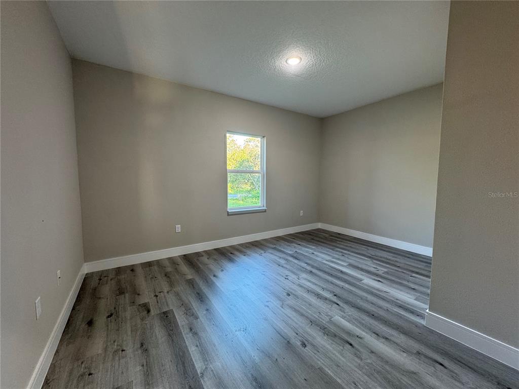 7065 N LIME DRIVE, DUNNELLON, FL — photo 5 of 11
