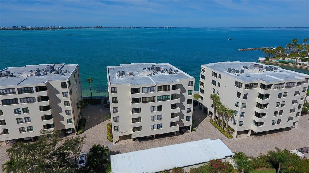 99 SUNSET DRIVE UNIT 401, SARASOTA, FL — photo 3 of 30