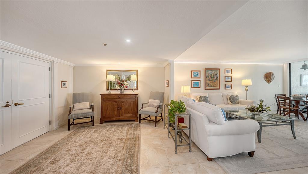 99 SUNSET DRIVE UNIT 401, SARASOTA, FL — photo 5 of 30