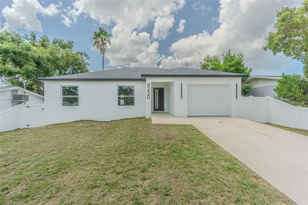 4250 OAK BLUFF AVENUE