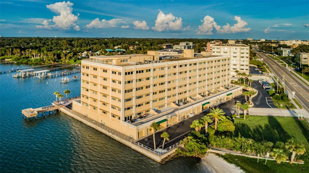 100 BLUFF VIEW DRIVE UNIT 505C