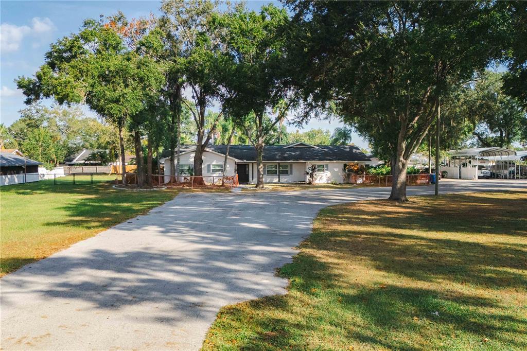 15509 CASEY ROAD, TAMPA, FL — photo 2 of 30