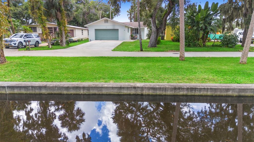 88 E BAYSHORE DRIVE