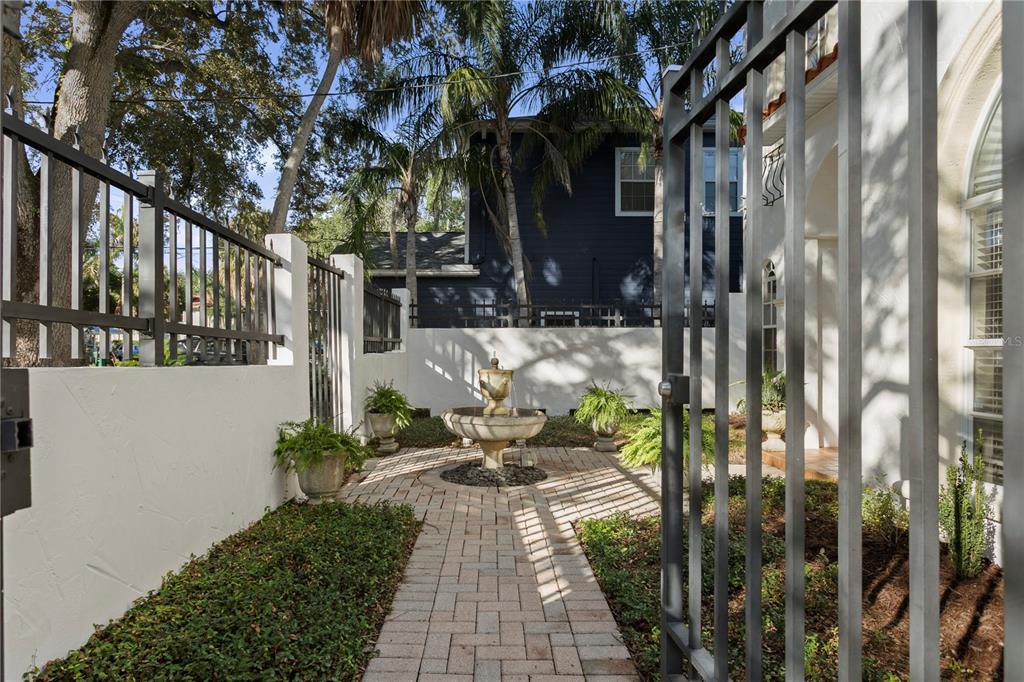 5821 INTERBAY BOULEVARD, TAMPA, FL — photo 3 of 30