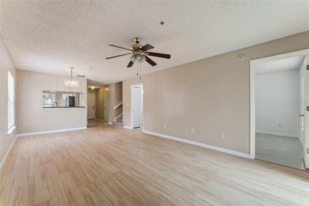 1192 N FAIRWAY DRIVE UNIT 1192, APOPKA, FL — photo 4 of 24