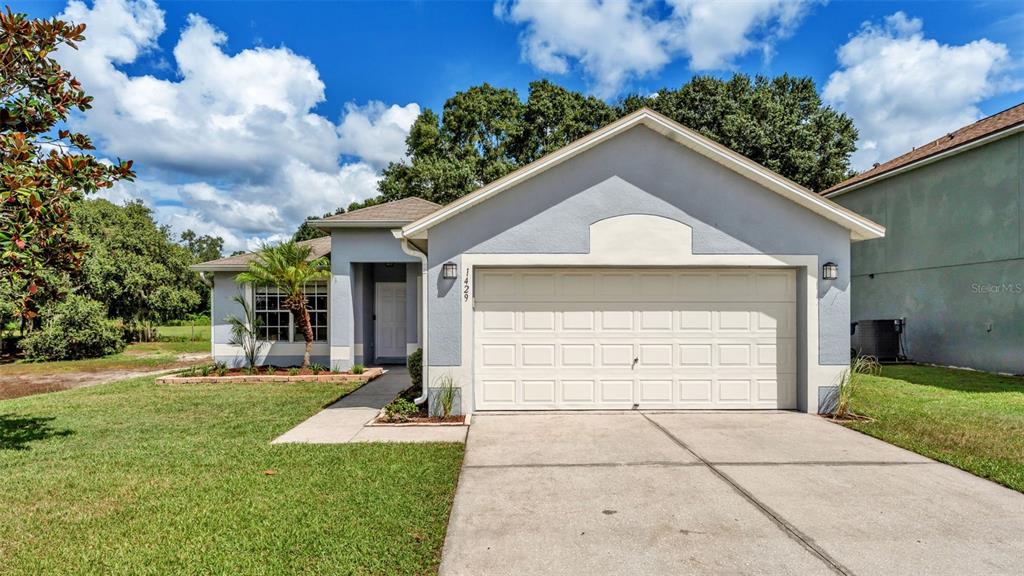 1429 COUNTRY CHASE DRIVE