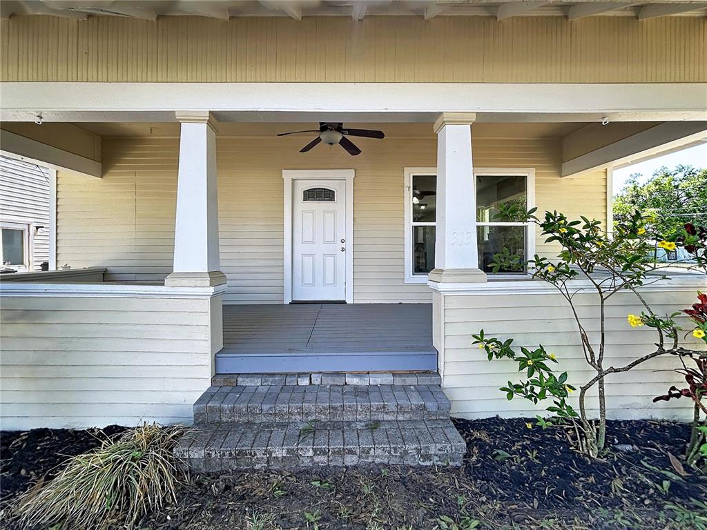 313 JEFFERSON AVENUE S, OLDSMAR, FL — photo 3 of 25