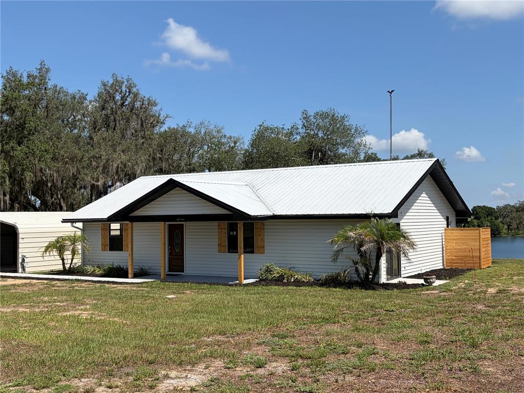 1100 GOLDEN BOUGH ROAD