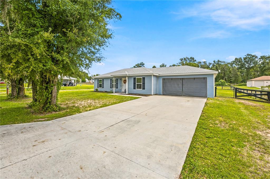 191 NW 5 PLACE, WILLISTON, FL — photo 2 of 27
