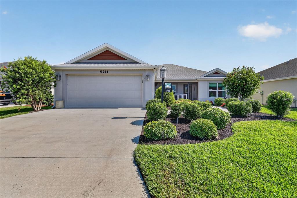 5711 HENRY LOOP